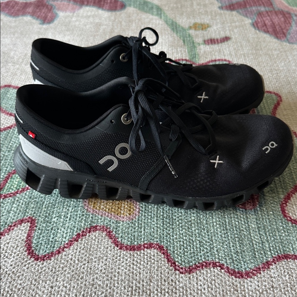 On Running Cloud Helion CloudTec Running Sneakers - image 4